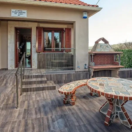 Holiday home Stathatos *