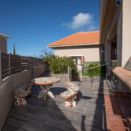 Holiday home Stathatos *